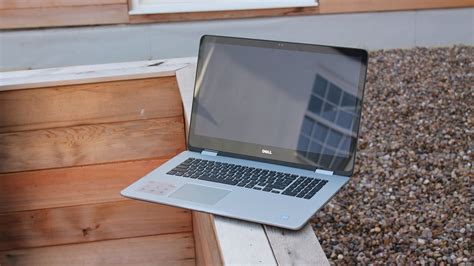 Hands on: Dell Inspiron 17 7000 review .